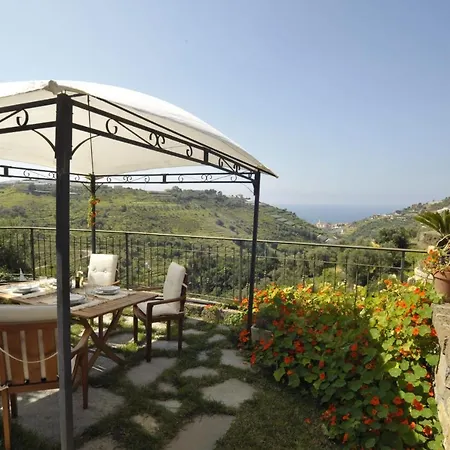 Alla Collina Sul Mare *
