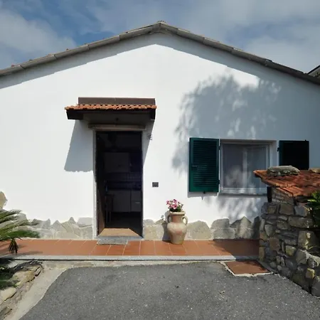 Alla Collina Sul Mare Çiftlik konaklama *